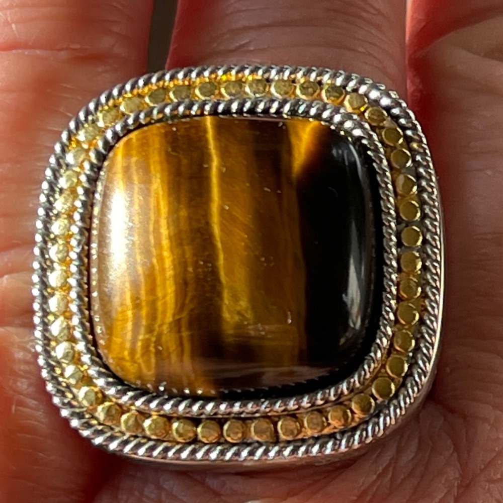 Big beautiful tiger eye sterling silver snd gold plate square ring size 7
